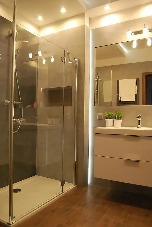 Magnolia Centrum - Free Parking Wroclaw Apartment